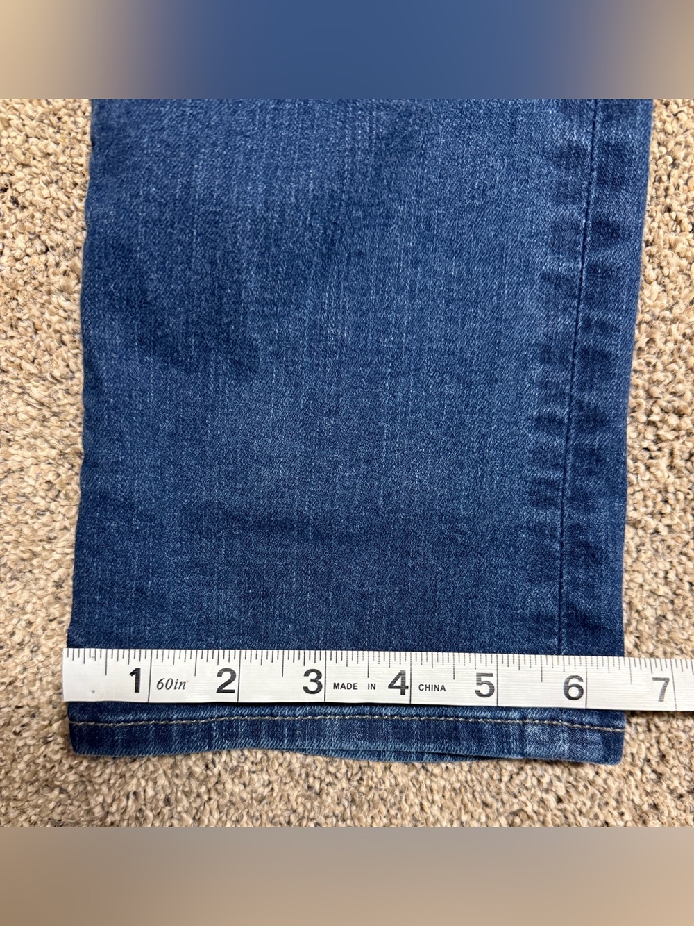 Eddie Bauer Women's Blue Straight Leg Slightly Curvy Jeans - Picture 5 of 7